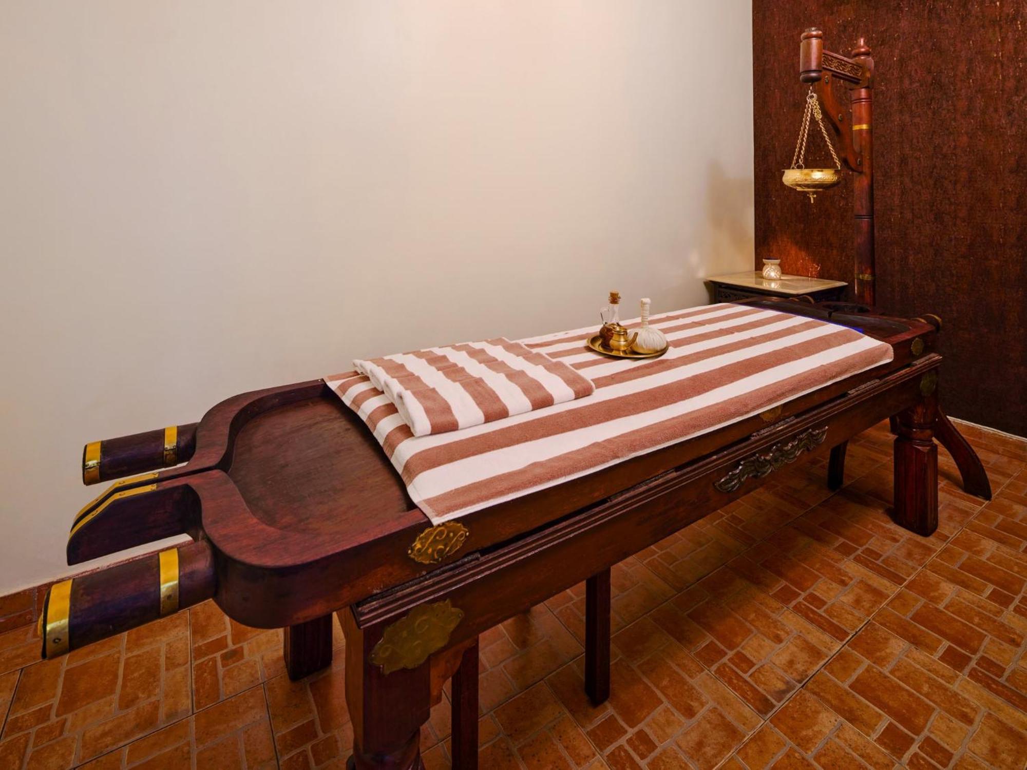 Holiday Inn Resort Goa By Ihg Cavelossim Bagian luar foto